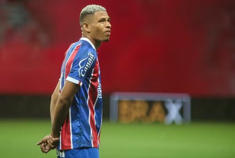 Jogador de 21 anos é vaiado em derrota do Bahia e declara fim de carreira: "Meu último jogo como jogador" – TV Cultura