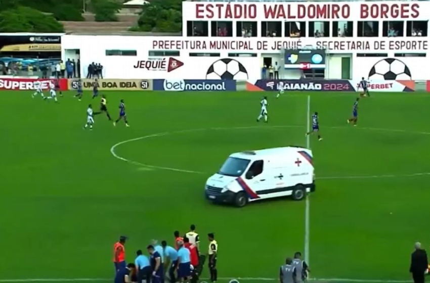  Ambulância faz 'manobra' e invade gramado com bola rolando durante partida do Bahia pelo Estadual – ESPN.com.br