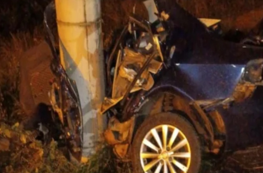  Adolescente de 15 anos morre em acidente de carro na Bahia; veículo partiu ao meio com impacto – G1