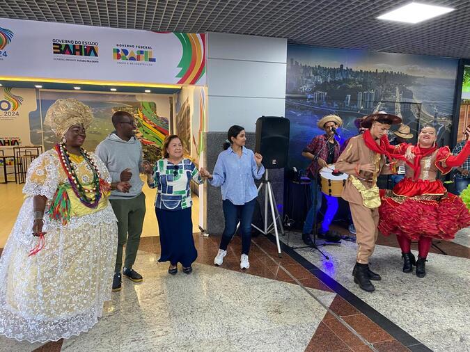  Integrantes do G20 são recebidos na Bahia em clima de São João – Alô Alô Bahia
